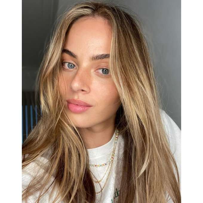 découvrez les prix et les différents choix de balayage pour l'année 2026 afin de trouver la couleur parfaite qui mettra en valeur votre style.