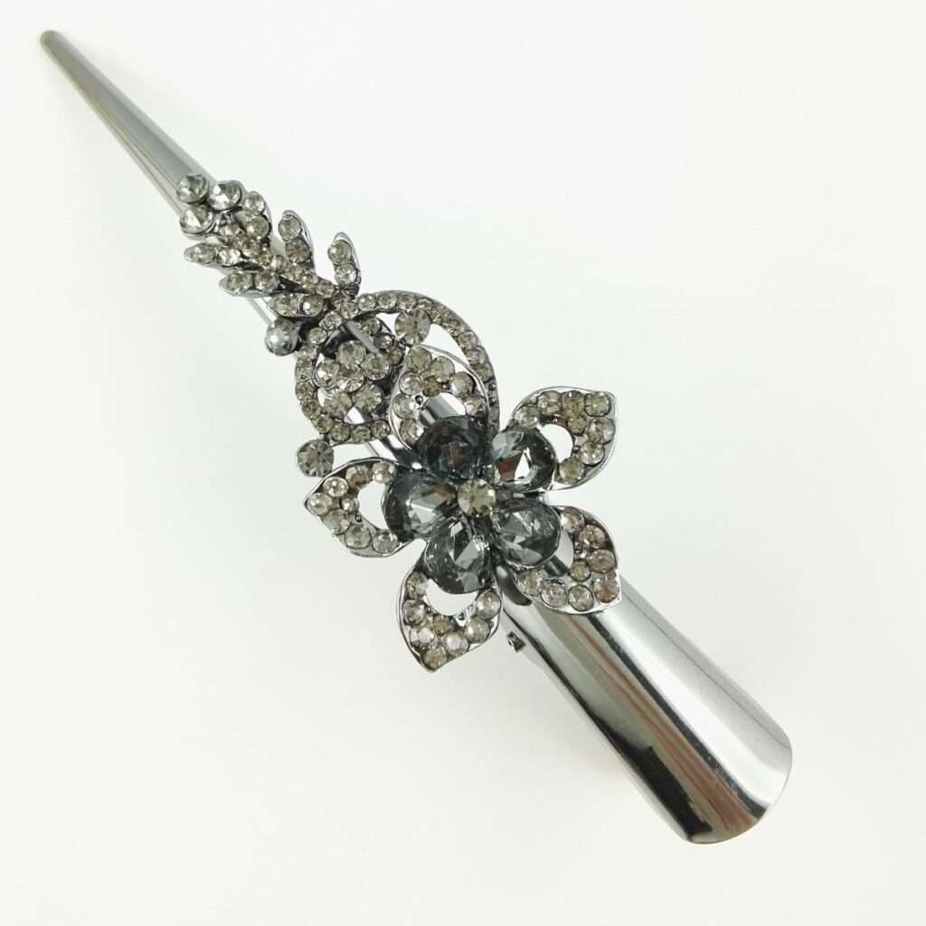 découvrez comment choisir et utiliser une pince cheveux crocodile adaptée à vos besoins pour un maintien optimal et un style impeccable.