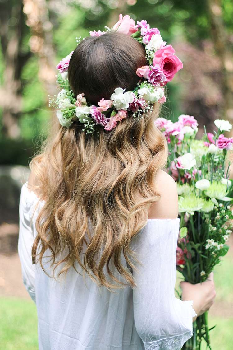découvrez notre magnifique collection de couronnes de fleurs, parfaites pour sublimer vos événements et ajouter une touche naturelle à votre style.