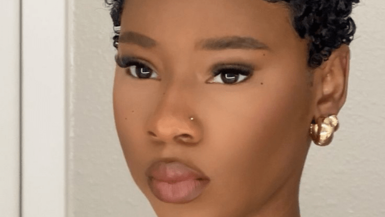 découvrez des coiffures afro courtes tendance, faciles à entretenir et parfaites pour sublimer vos cheveux naturels avec style et élégance.