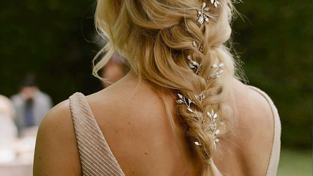 découvrez des coiffures de mariage élégantes et intemporelles pour sublimer votre jour spécial. inspirez-vous de nos idées et tutoriels pour un look parfait.