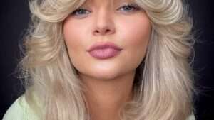 Comment adopter la plume dans les cheveux pour un style unique