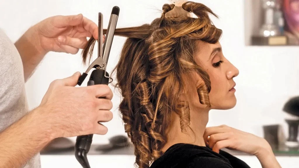 découvrez nos services de coiffure professionnels pour tous styles et occasions. expertise, créativité et soins capillaires personnalisés pour sublimer votre look.